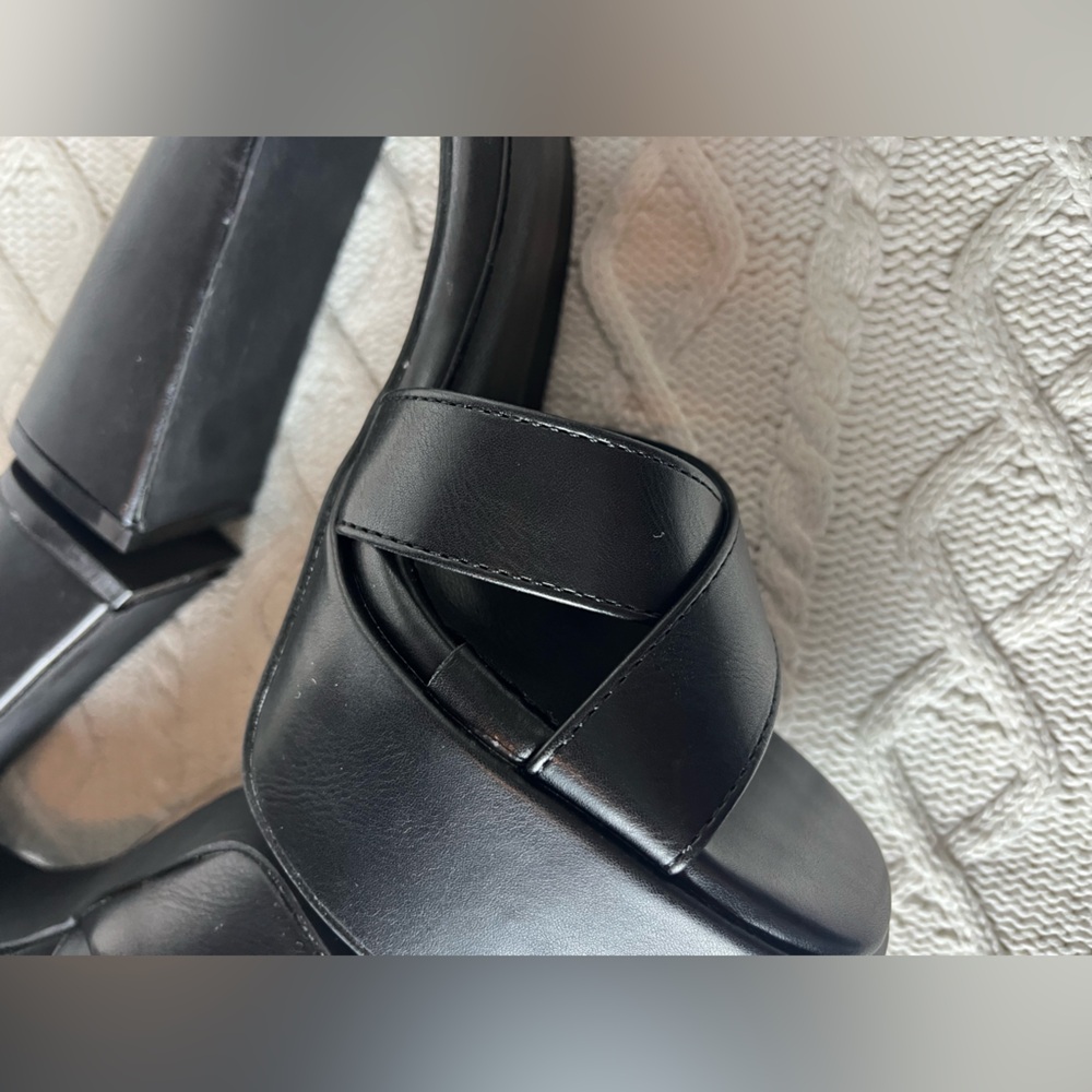 Chase + Chloe Black Strappy Adjustable Platform Heels Various Sizes - Picture 8 of 14